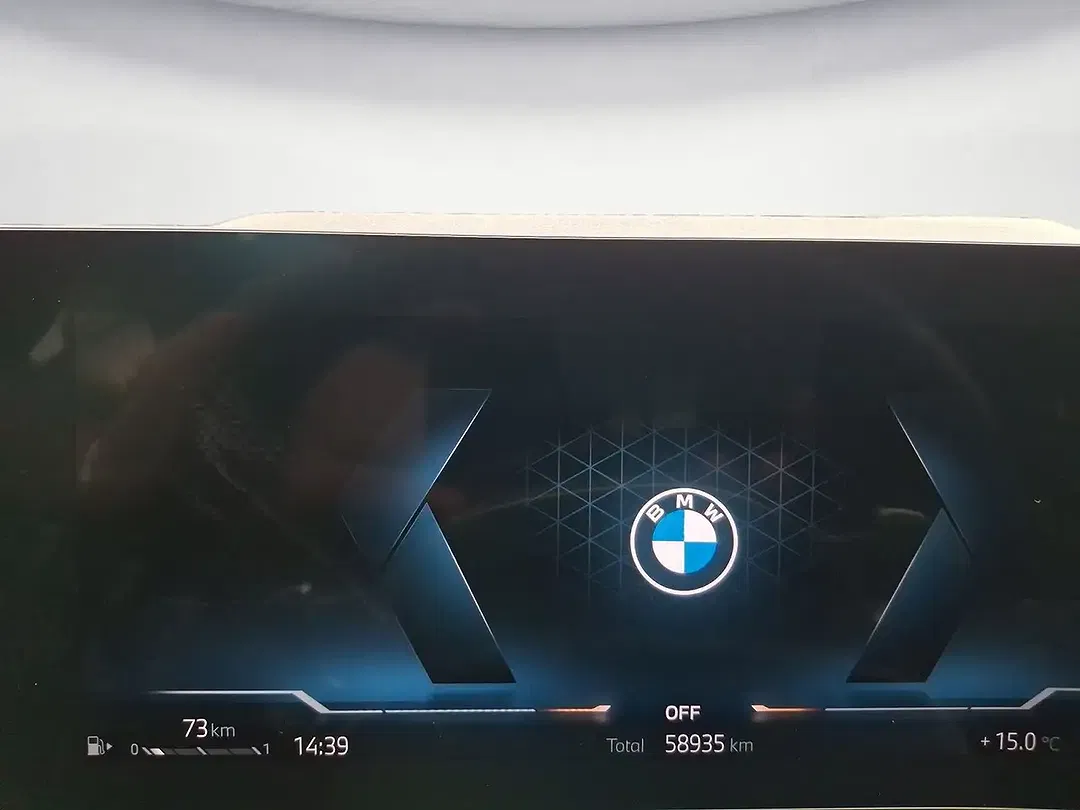 BMW 330 - Thumbnail 13