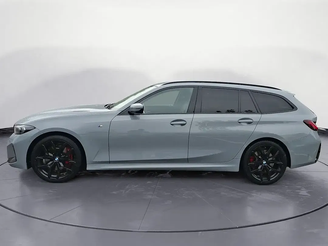 BMW 330 - Thumbnail 4