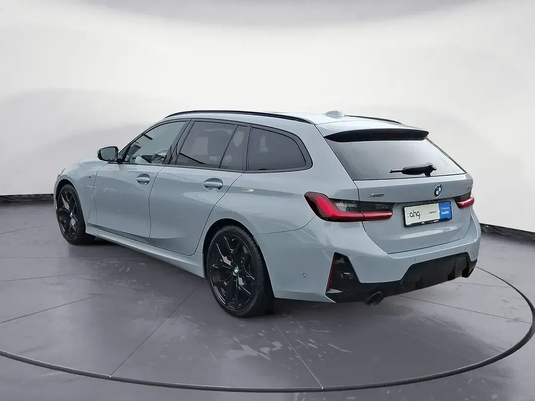 BMW 330 - Thumbnail 5