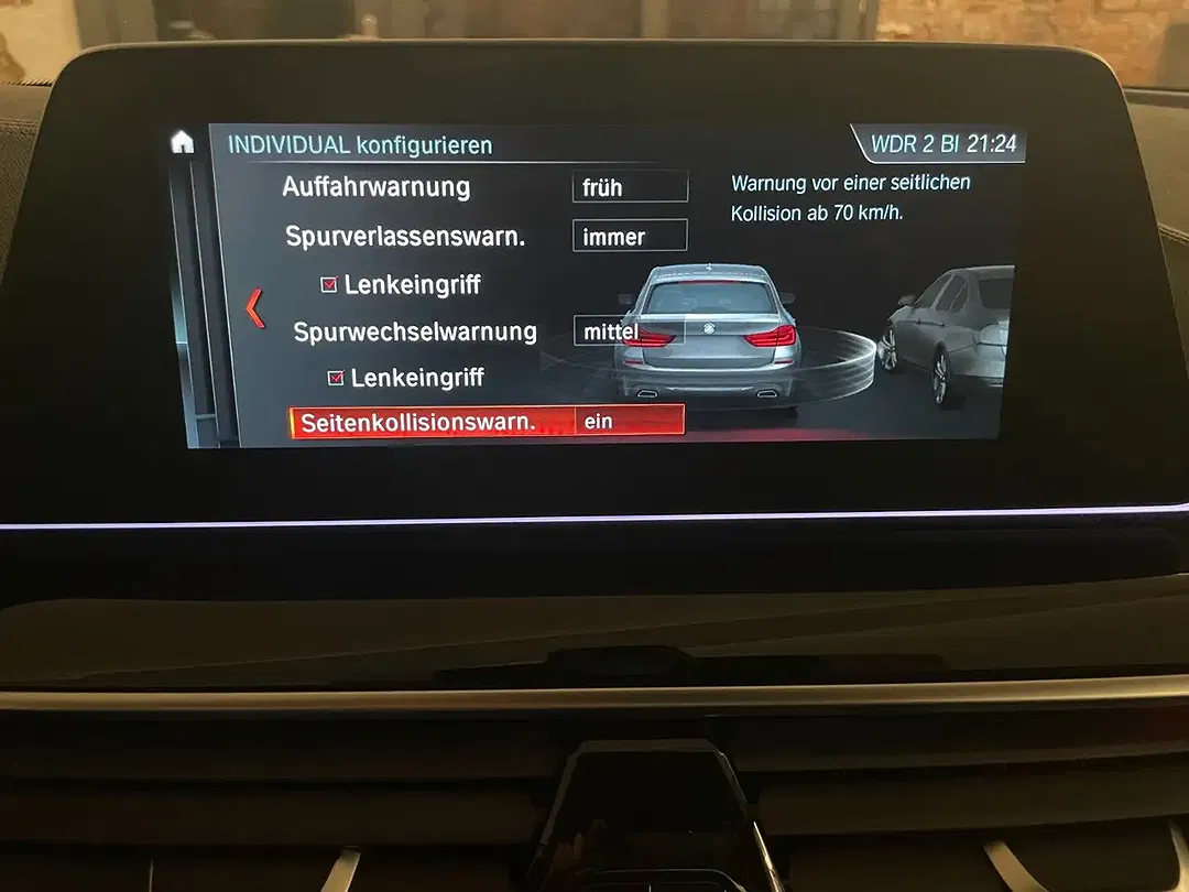 BMW 520 - Thumbnail 25