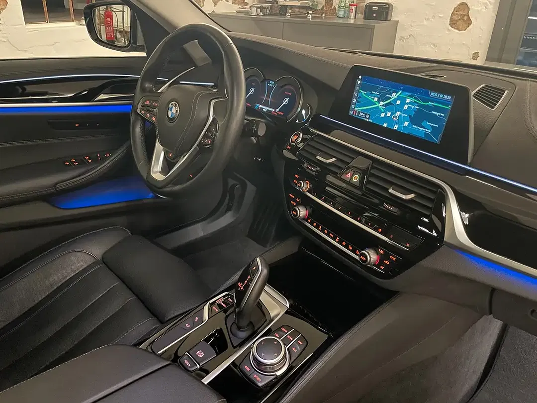 BMW 520 - Thumbnail 29
