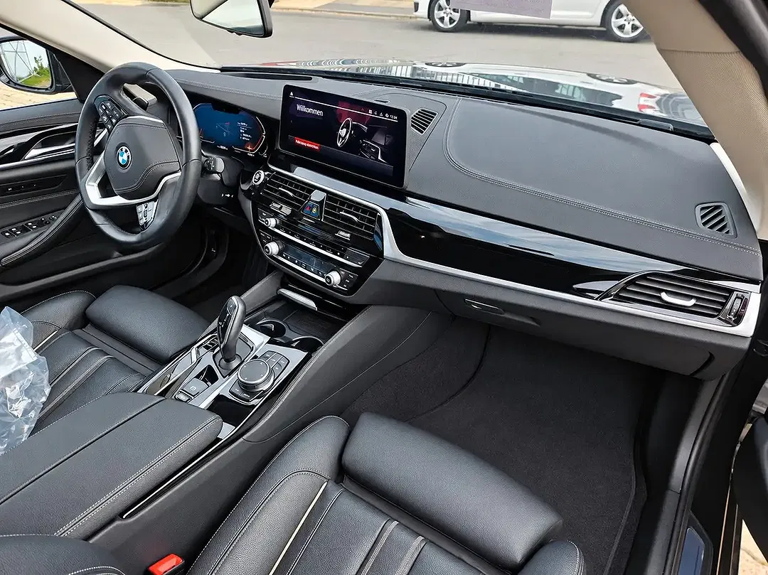 BMW 530 - Thumbnail 6