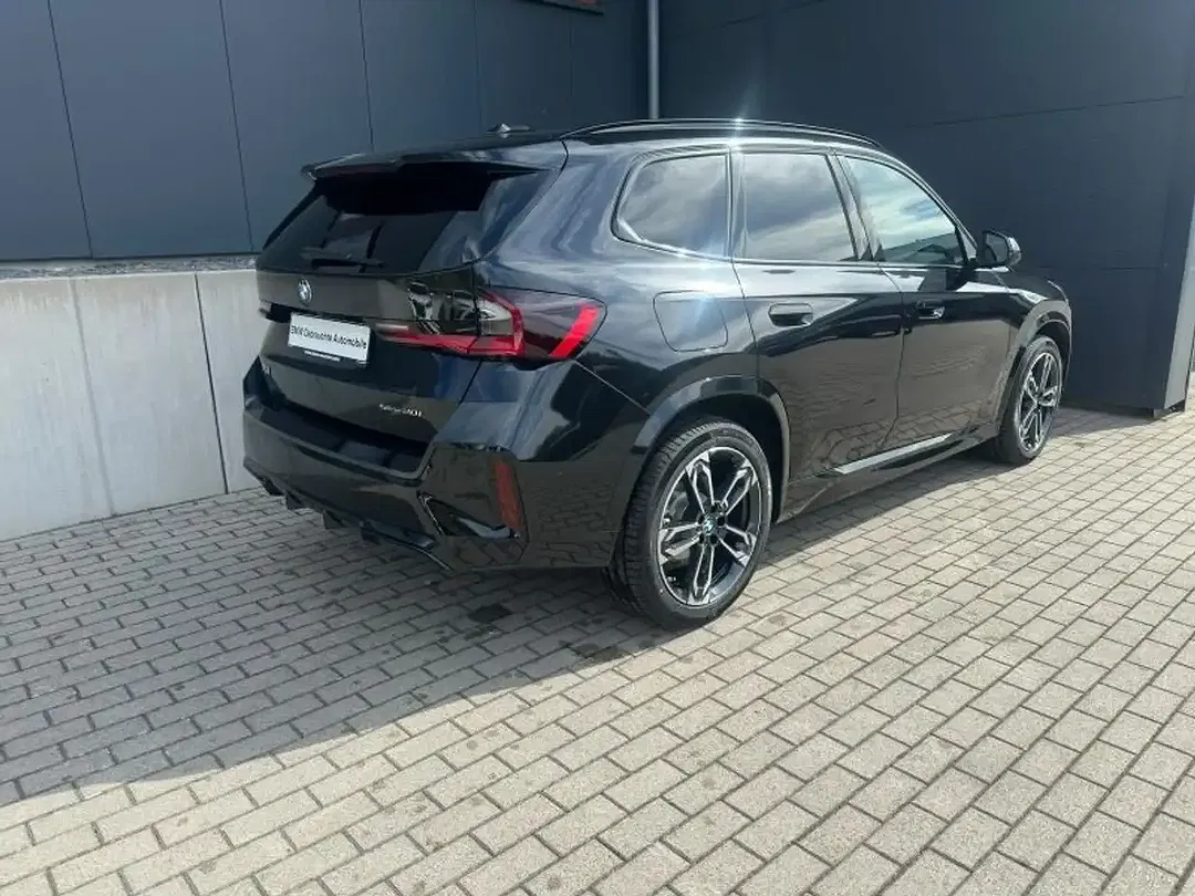 BMW X1 - Thumbnail 6