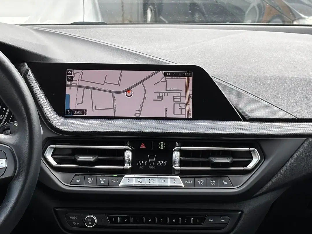 BMW 118 - Thumbnail 14