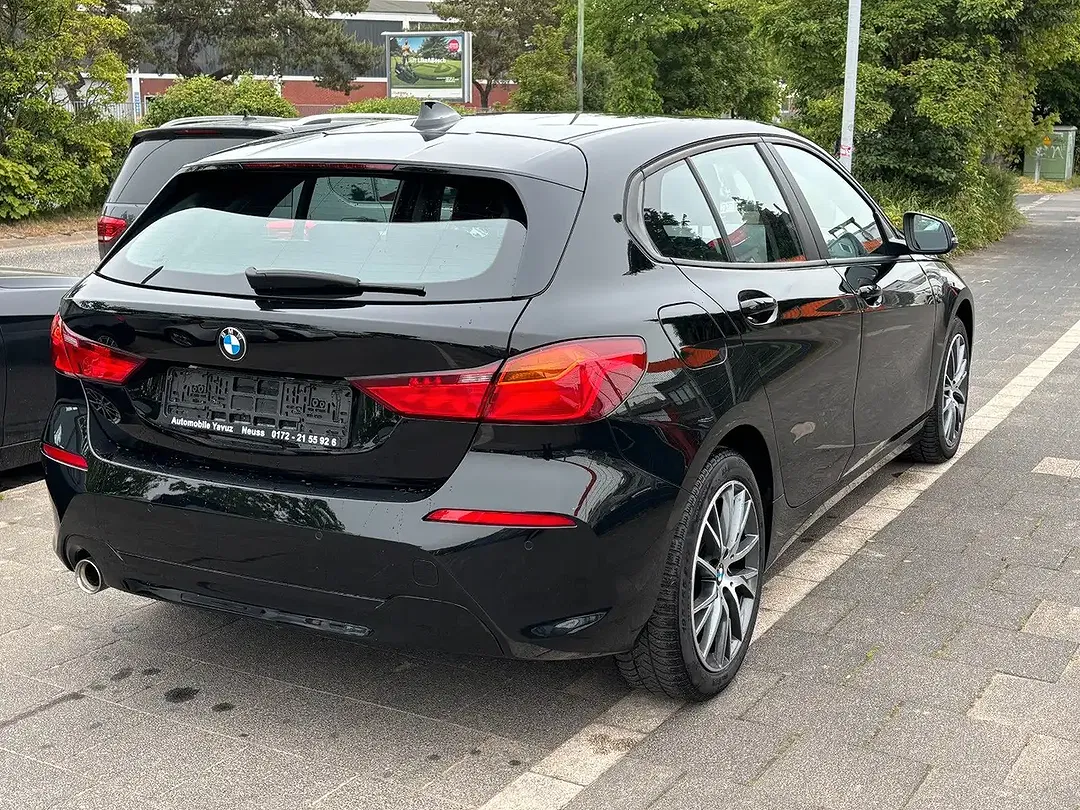 BMW 118 - Thumbnail 3
