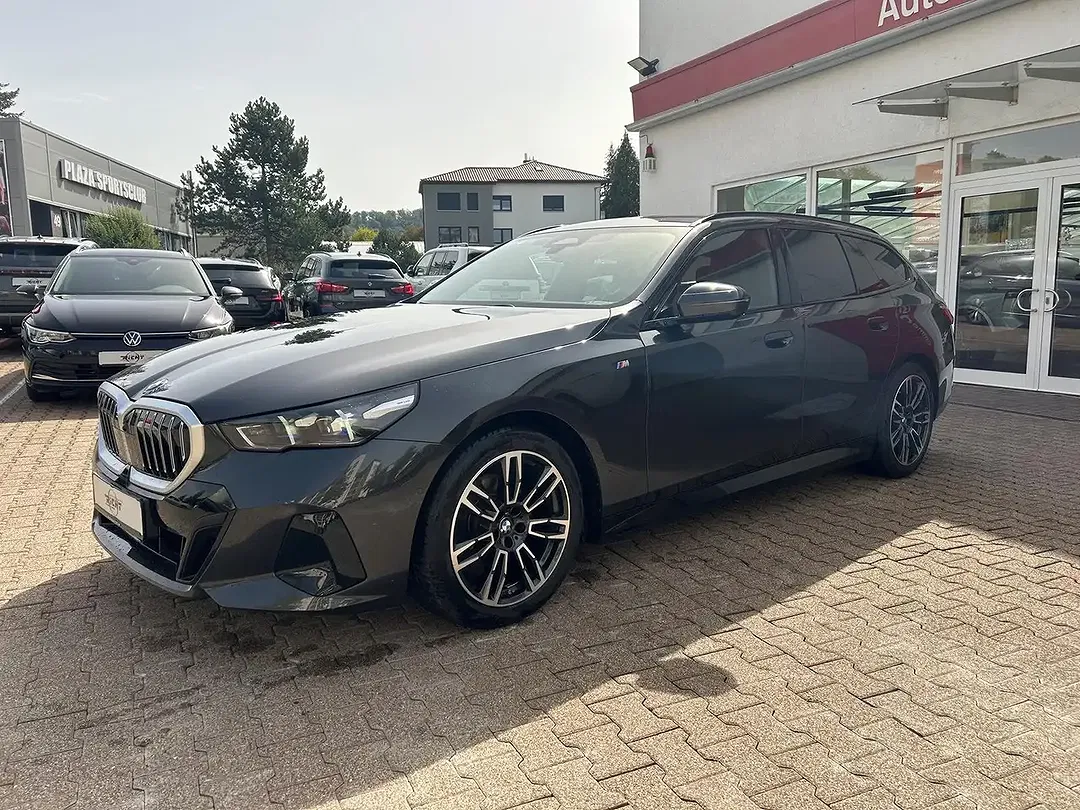 BMW 520 - Thumbnail 3