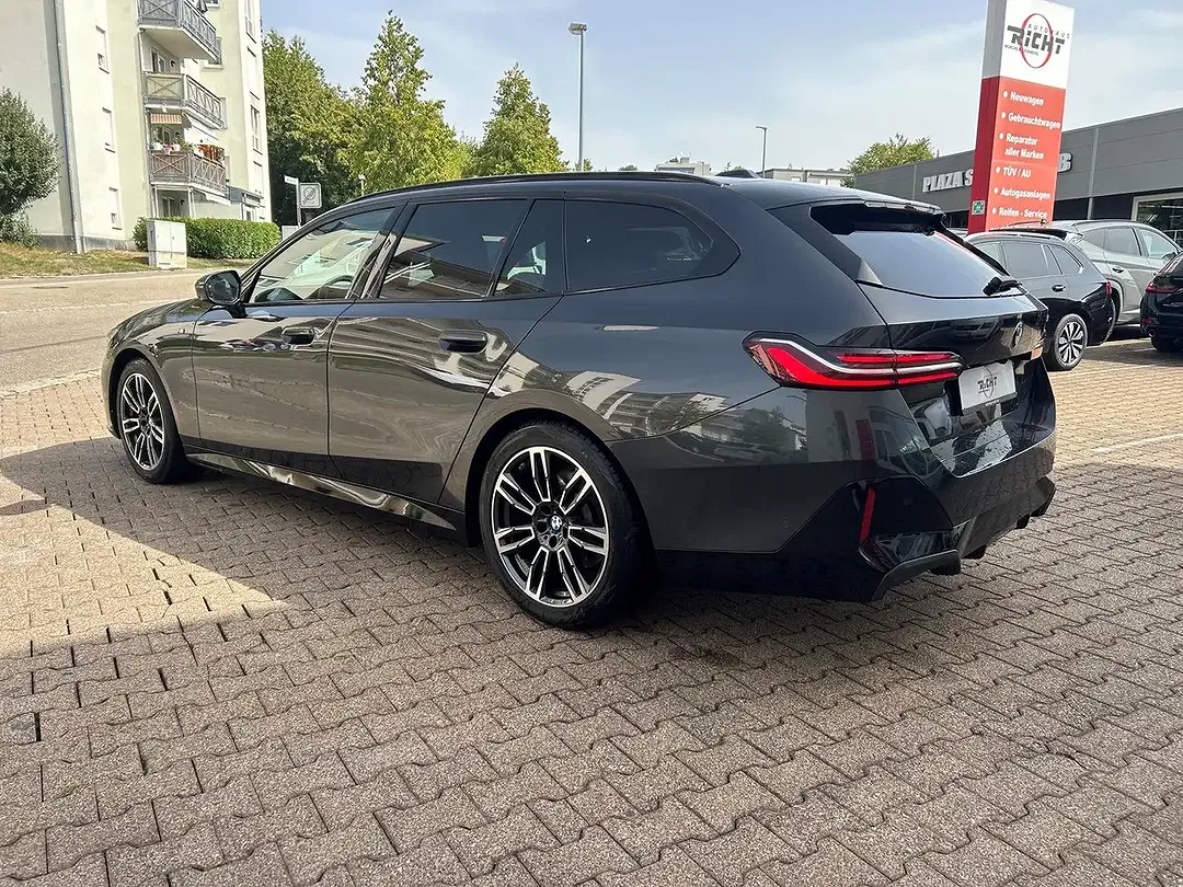 BMW 520 - Thumbnail 6