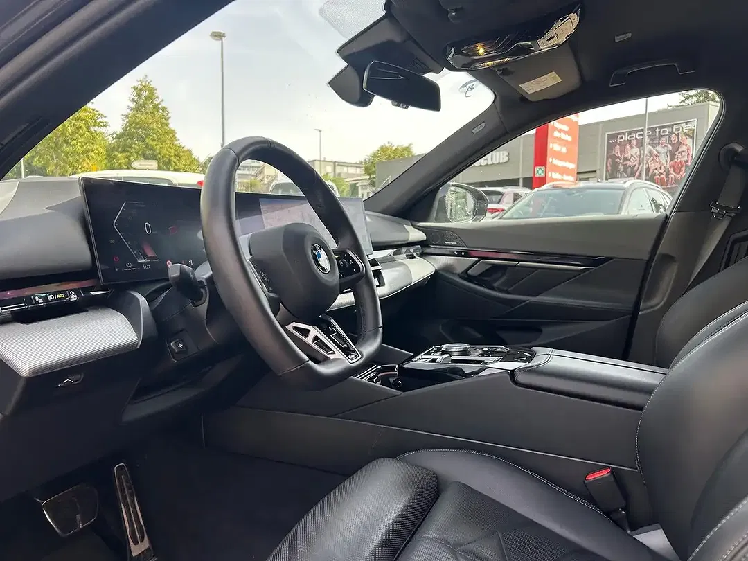 BMW 520 - Thumbnail 7