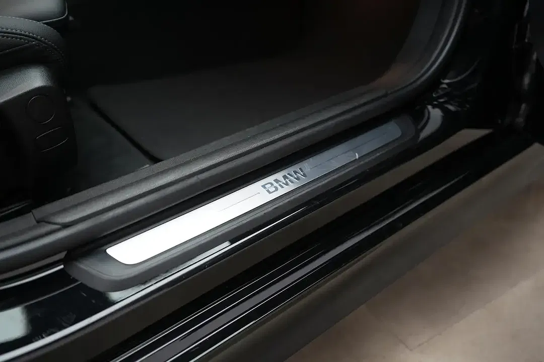 BMW 320 - Thumbnail 12