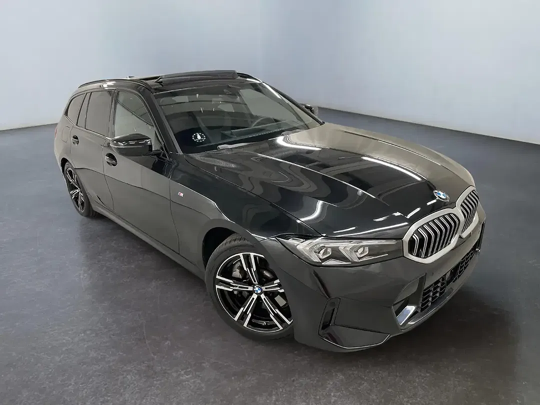 BMW 330 - Thumbnail 1