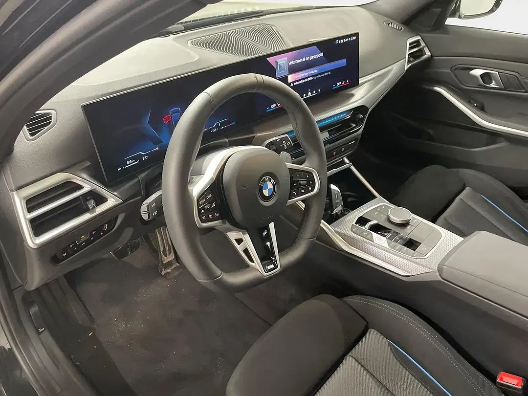 BMW 330 - Thumbnail 11