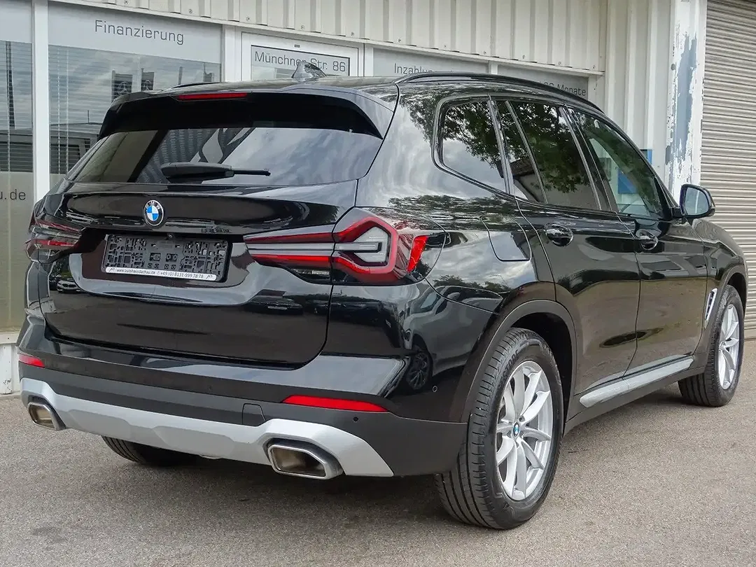 BMW X3 - Thumbnail 6