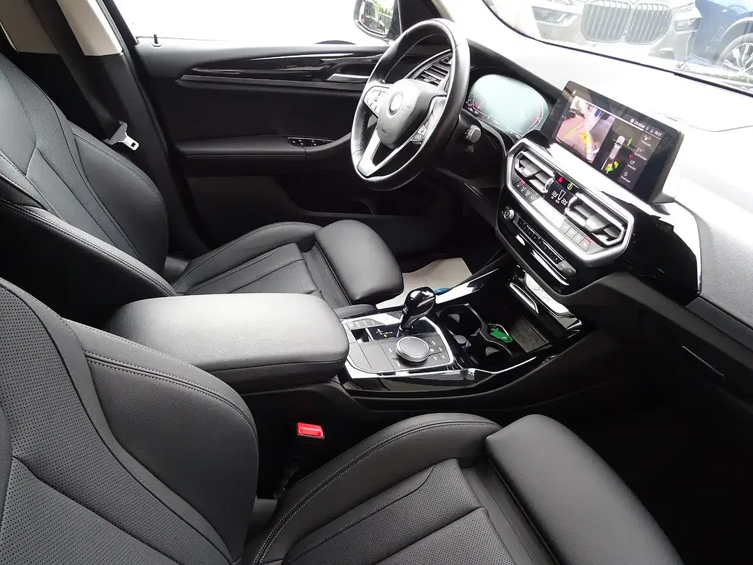 BMW X3 - Thumbnail 8