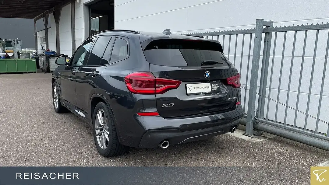 BMW X3 - Thumbnail 2