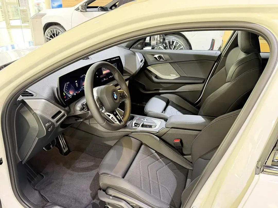 BMW 120 - Thumbnail 10