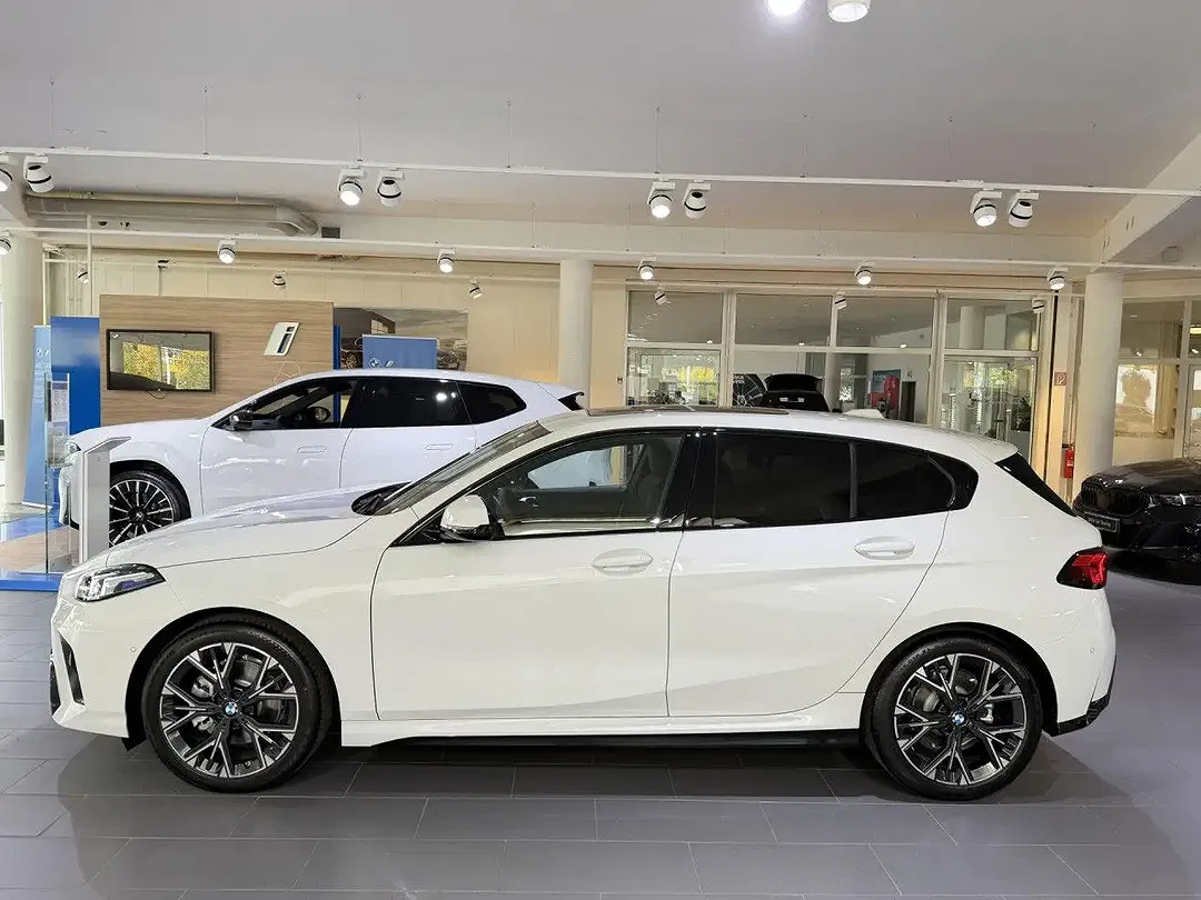 BMW 120 - Thumbnail 3
