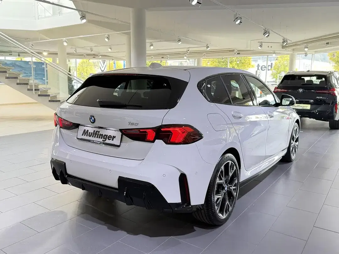 BMW 120 - Thumbnail 6