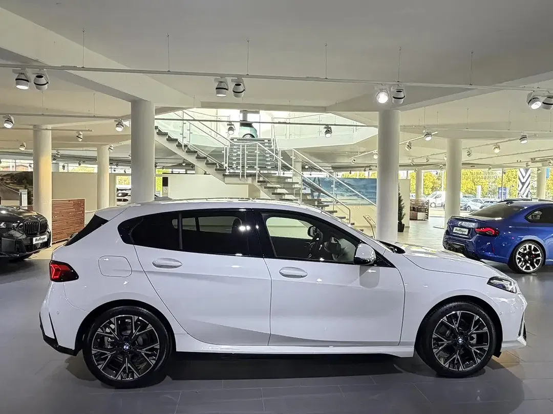 BMW 120 - Thumbnail 7