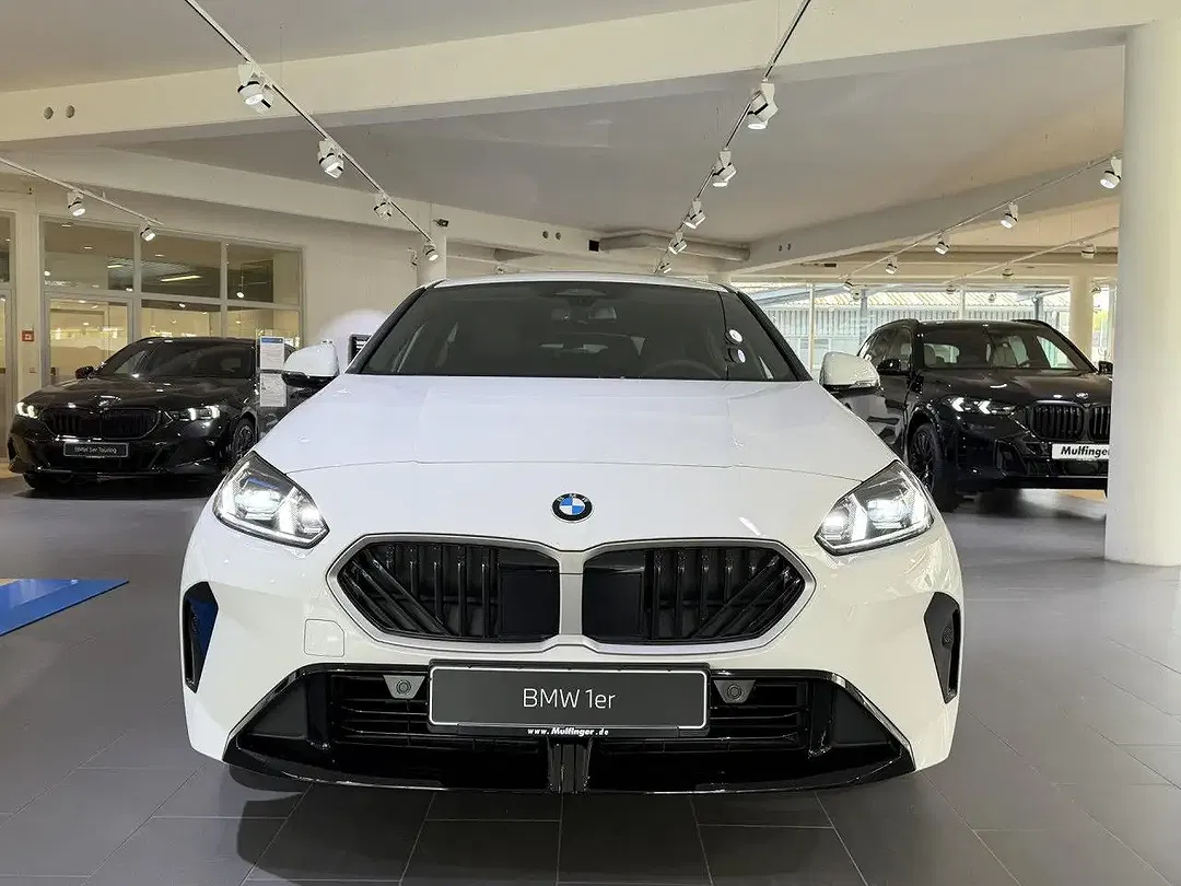 BMW 120 - Thumbnail 9