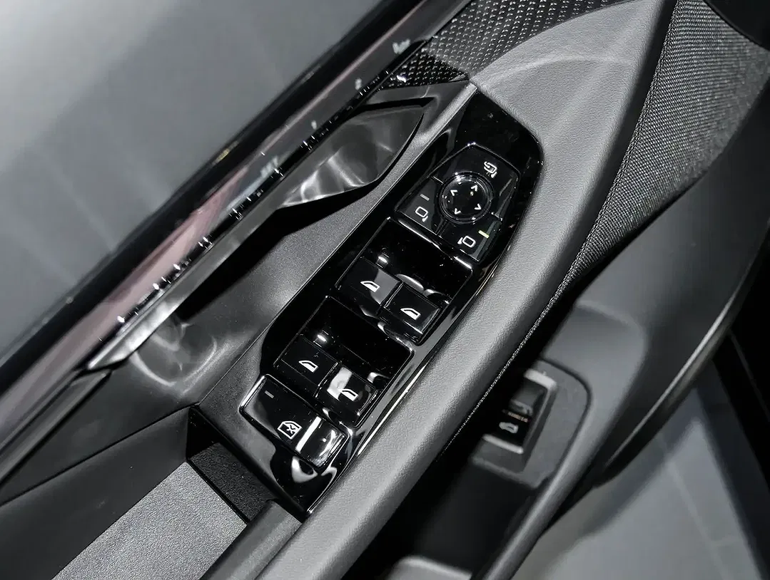 BMW 550 - Thumbnail 14