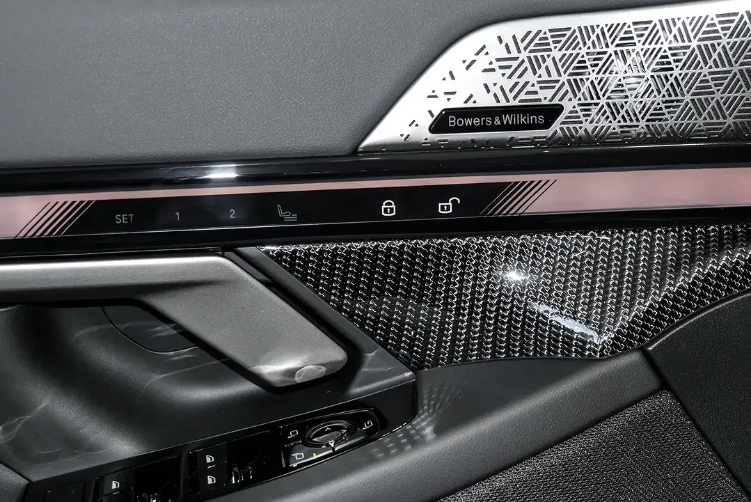 BMW 550 - Thumbnail 15