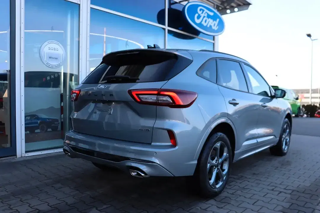 Ford Kuga - Thumbnail 10