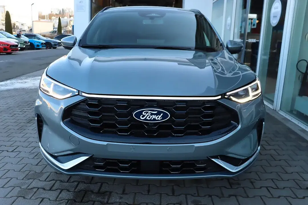 Ford Kuga - Thumbnail 4