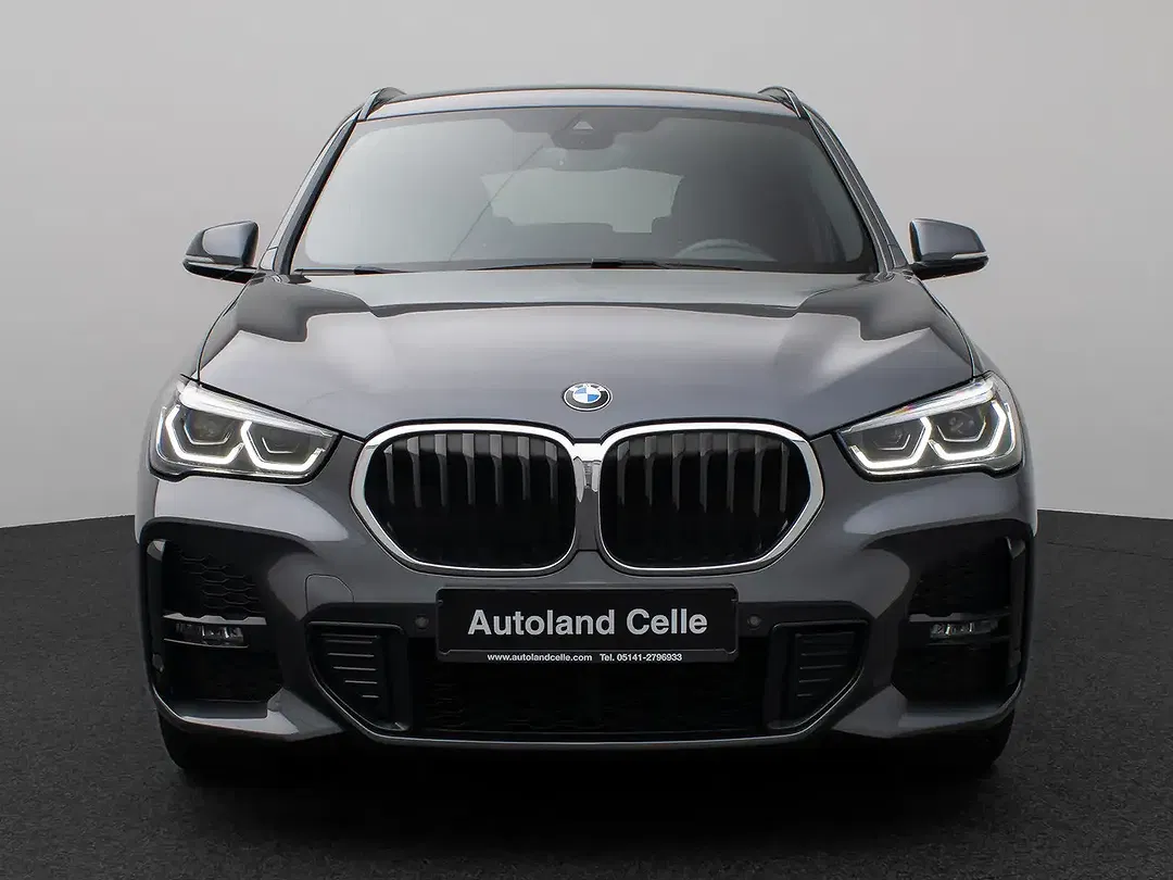 BMW X1 - Thumbnail 2