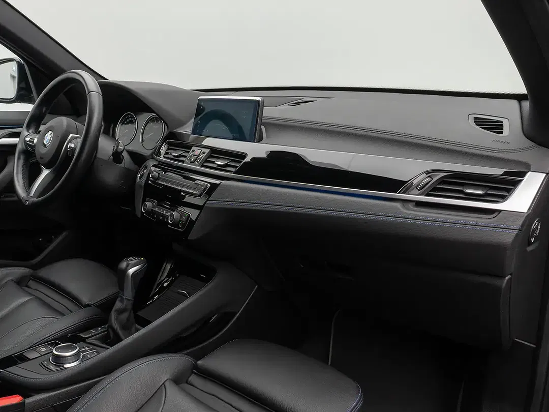 BMW X1 - Thumbnail 23