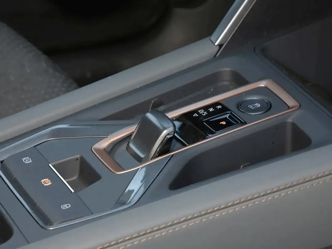 CUPRA Formentor VZ5 - Thumbnail 11