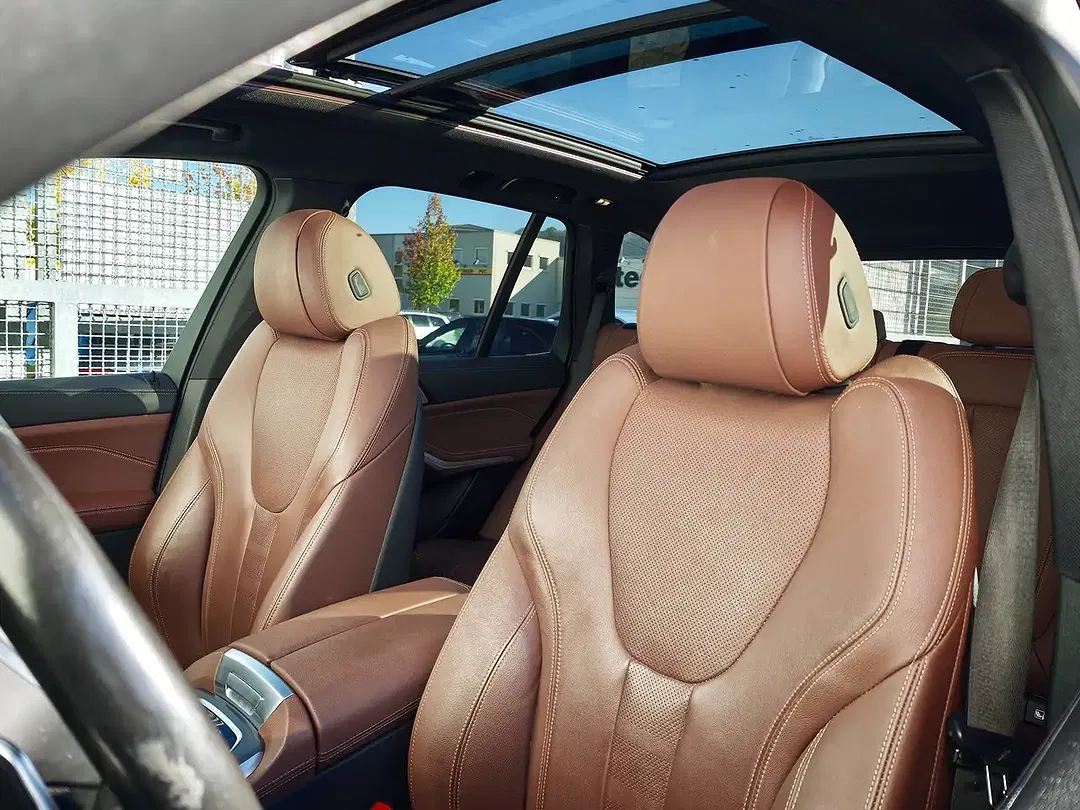 BMW X5 - Thumbnail 11