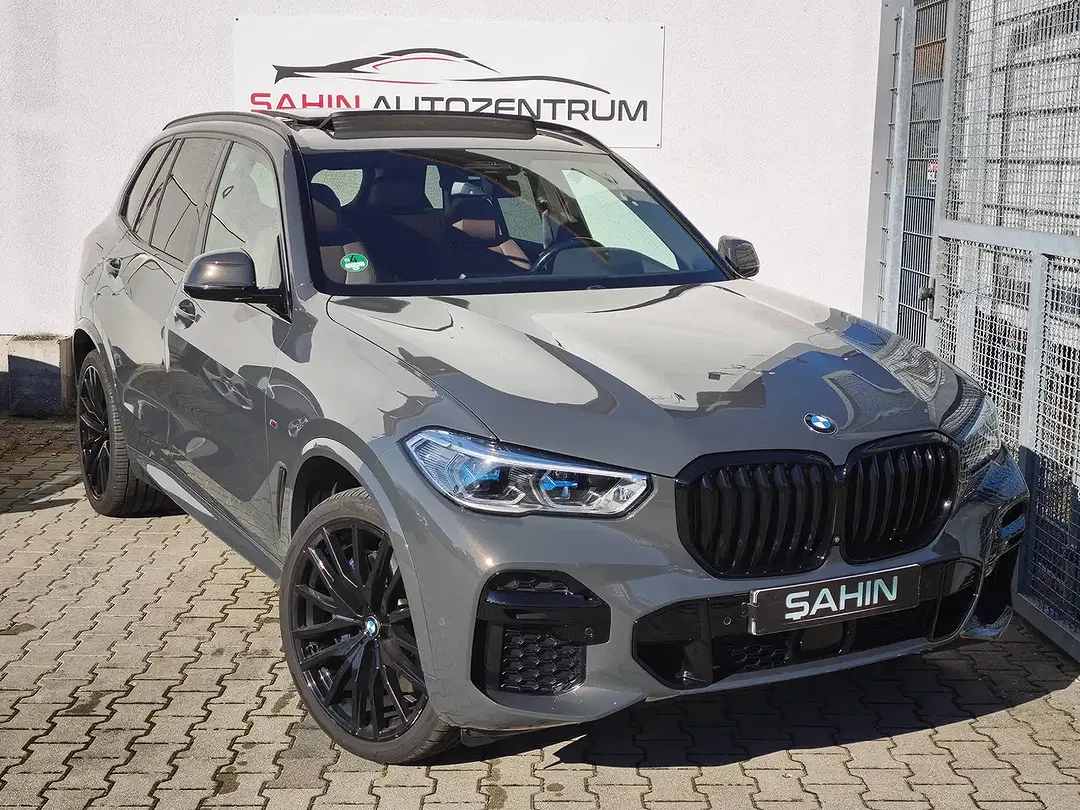 BMW X5 - Thumbnail 2