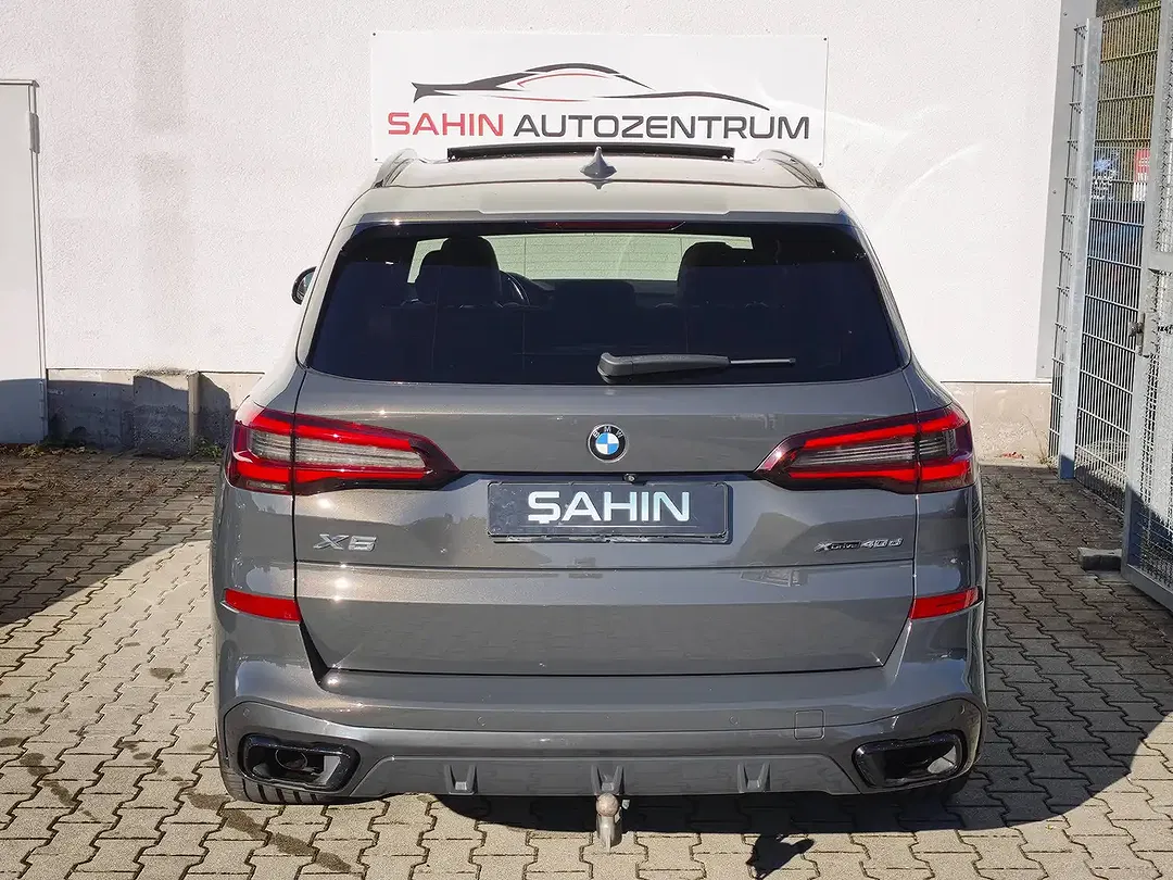 BMW X5 - Thumbnail 4
