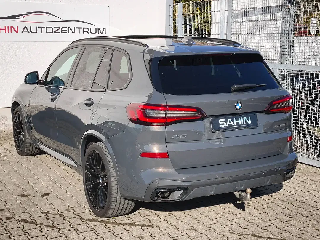 BMW X5 - Thumbnail 5