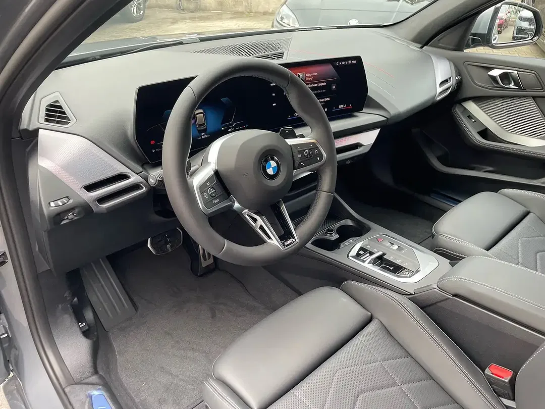 BMW 120 - Thumbnail 4