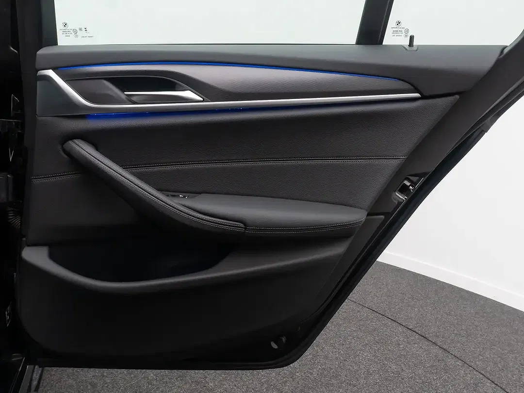 BMW 530 - Thumbnail 34