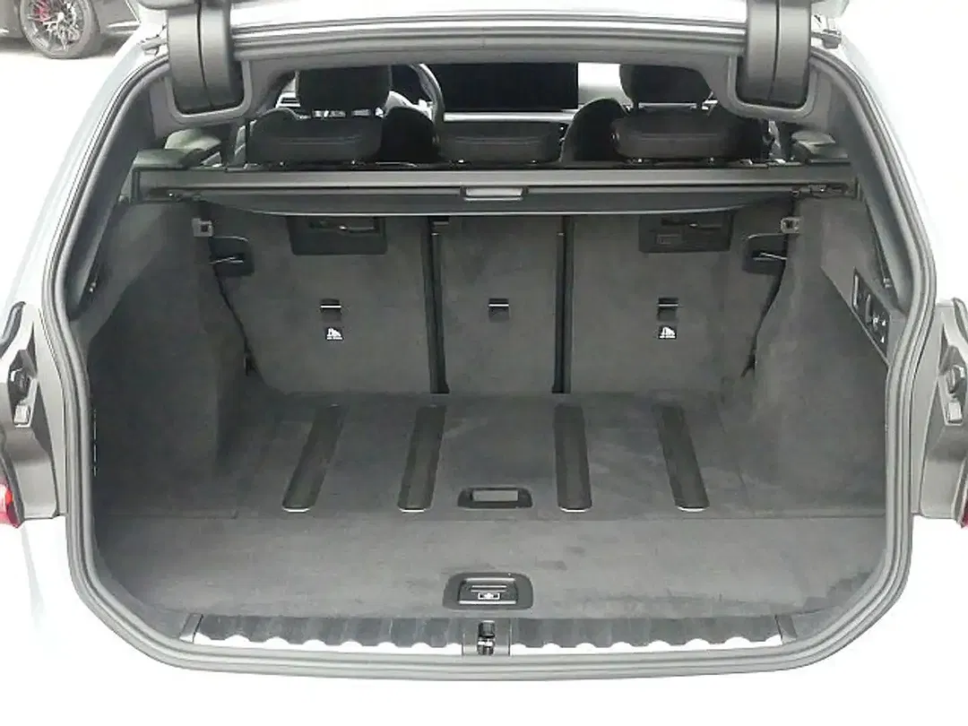 BMW 320 - Thumbnail 7