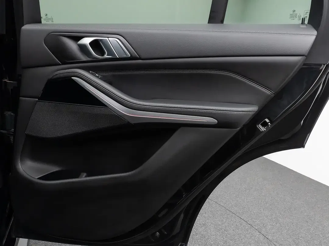 BMW X5 - Thumbnail 32