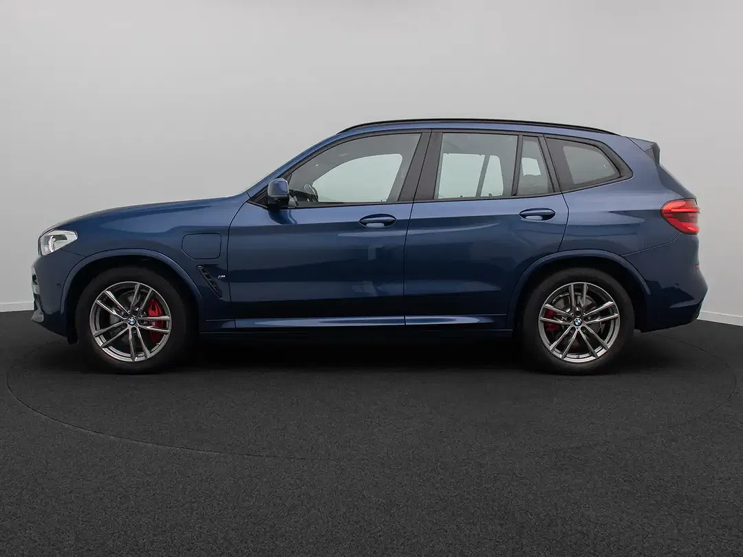 BMW X3 - Thumbnail 11