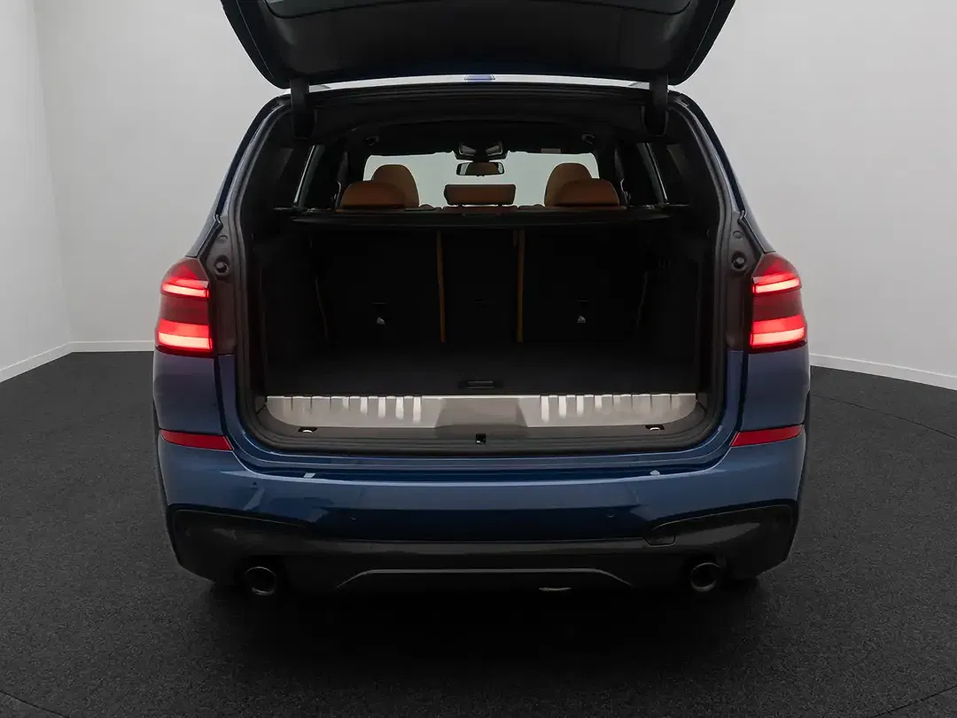 BMW X3 - Thumbnail 13