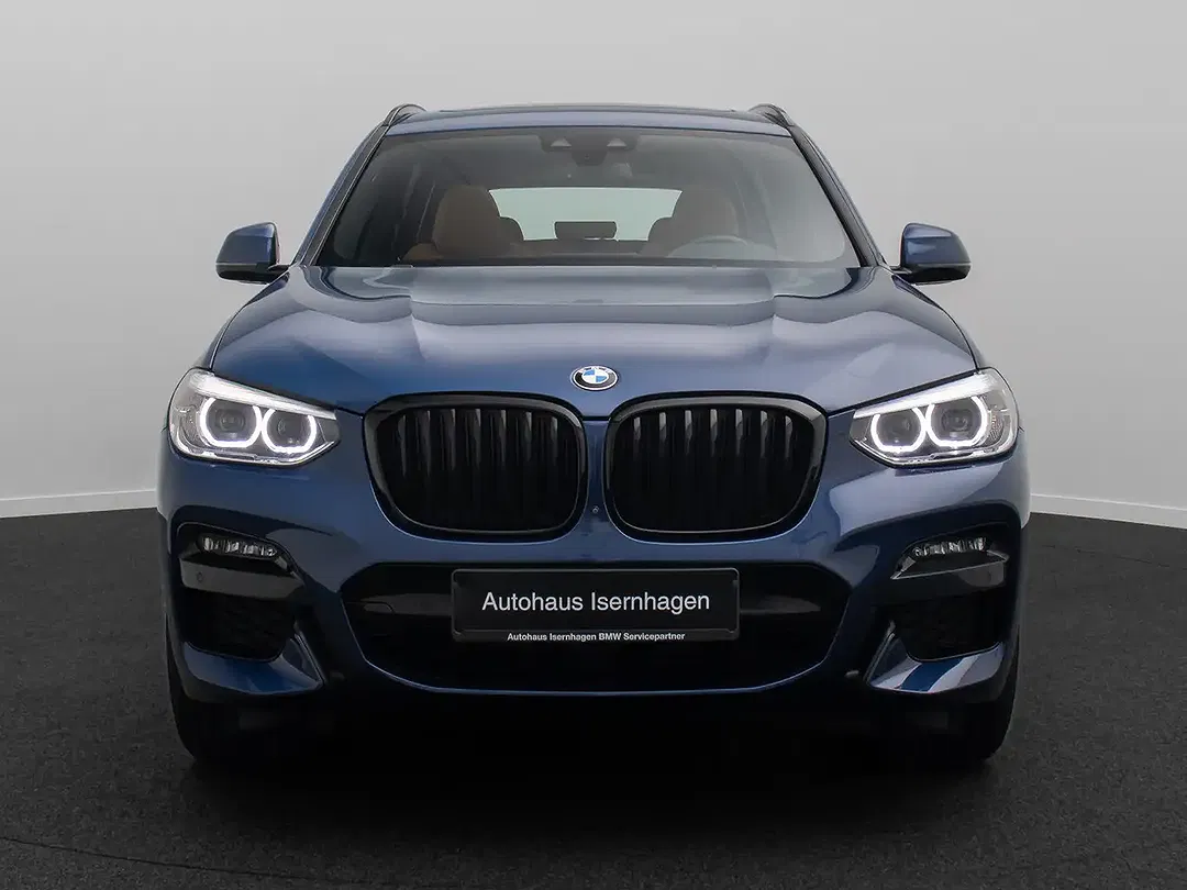 BMW X3 - Thumbnail 2