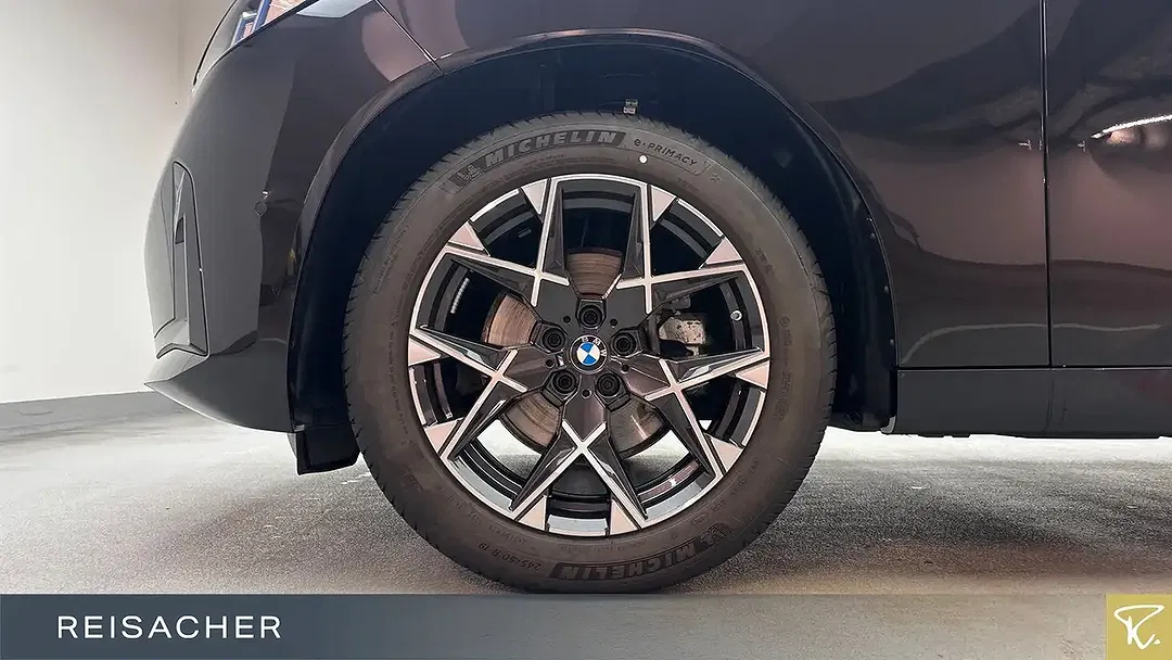 BMW X3 - Thumbnail 3