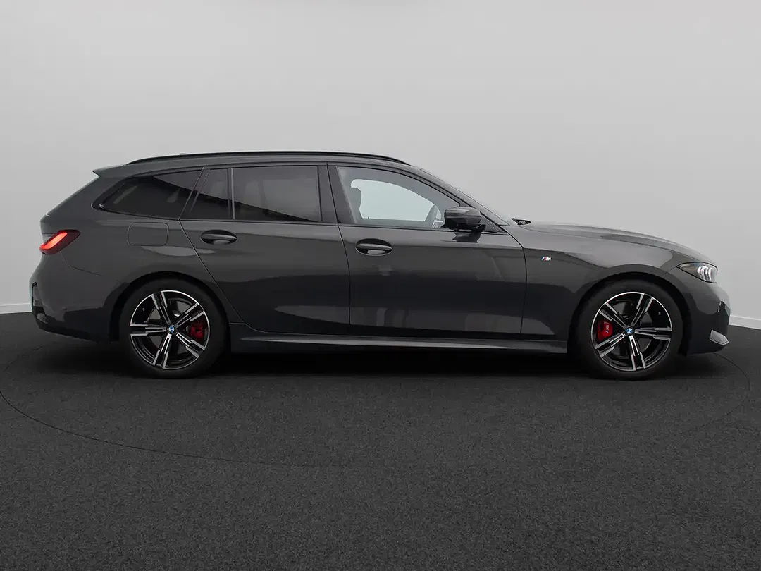 BMW 320 - Thumbnail 5