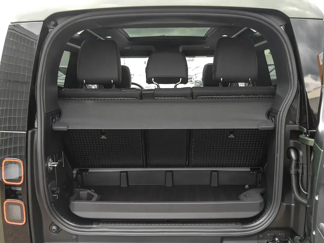 Land Rover Defender - Thumbnail 15