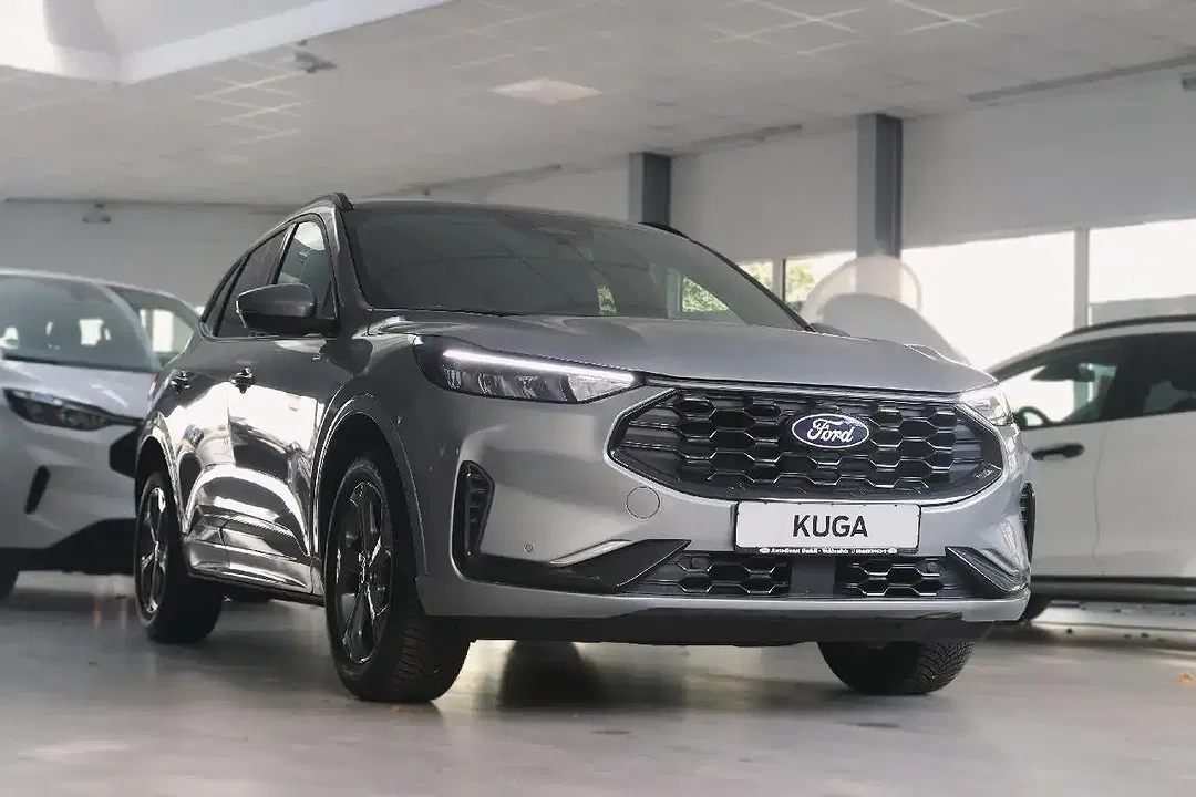 Ford Kuga - Thumbnail 1