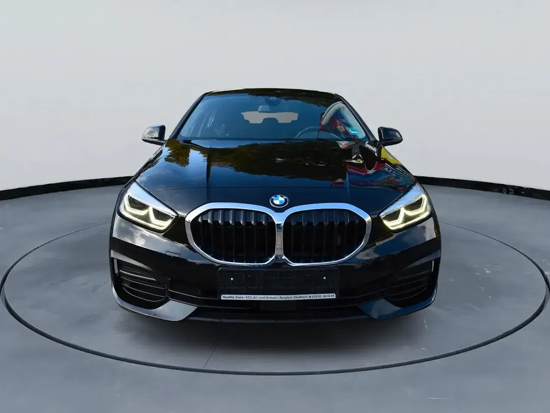 BMW 116 - Thumbnail 2