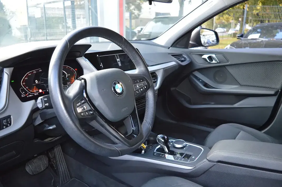 BMW 116 - Thumbnail 8