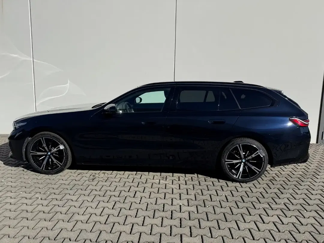 BMW 520 - Thumbnail 3