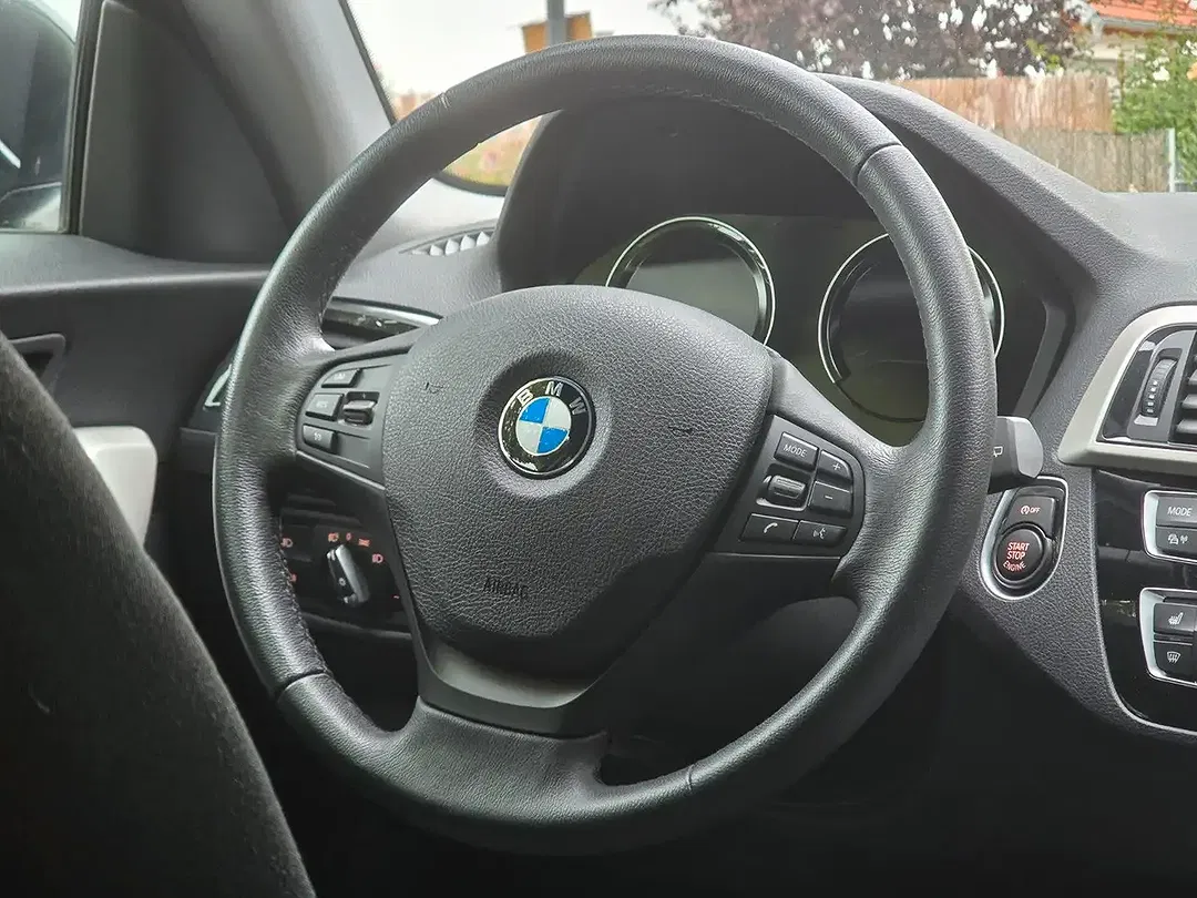 BMW 118 - Thumbnail 11