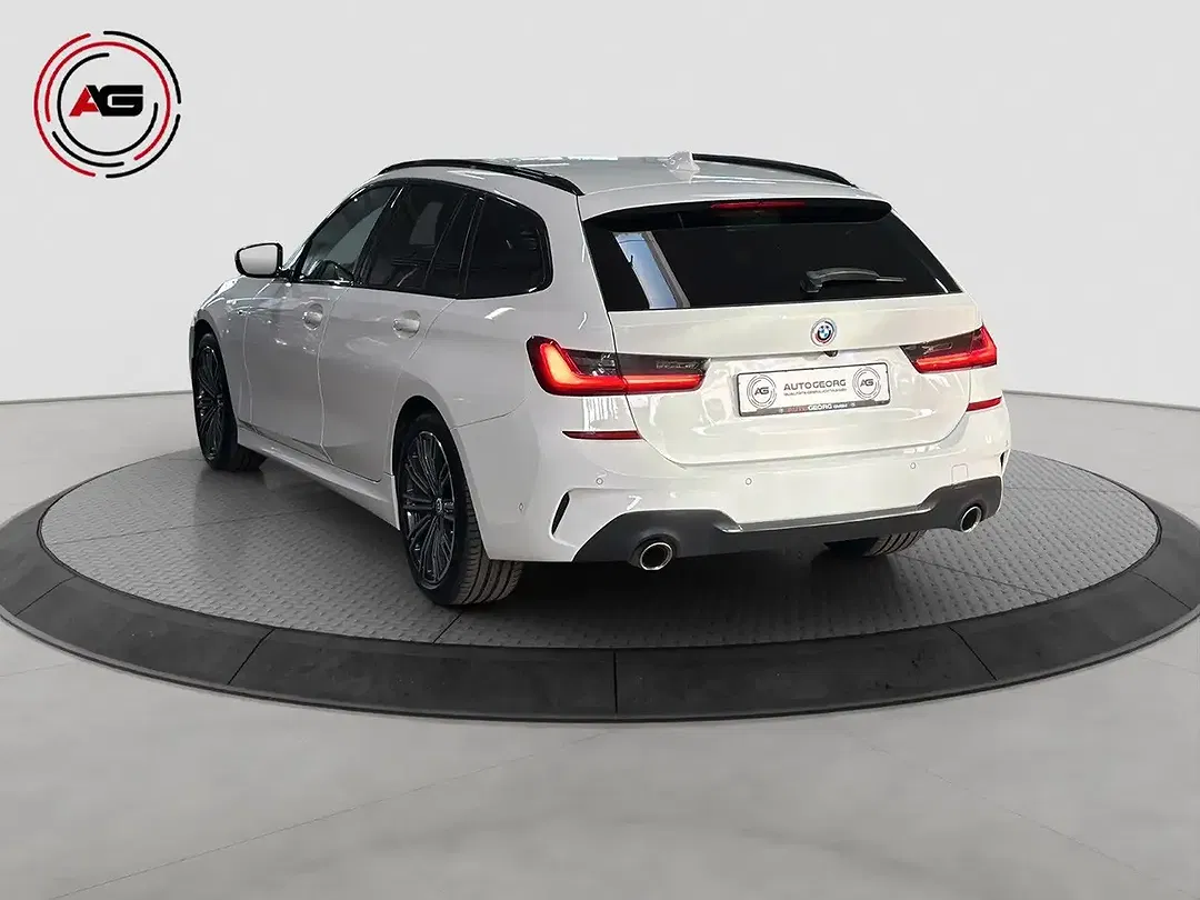 BMW 320 - Thumbnail 7